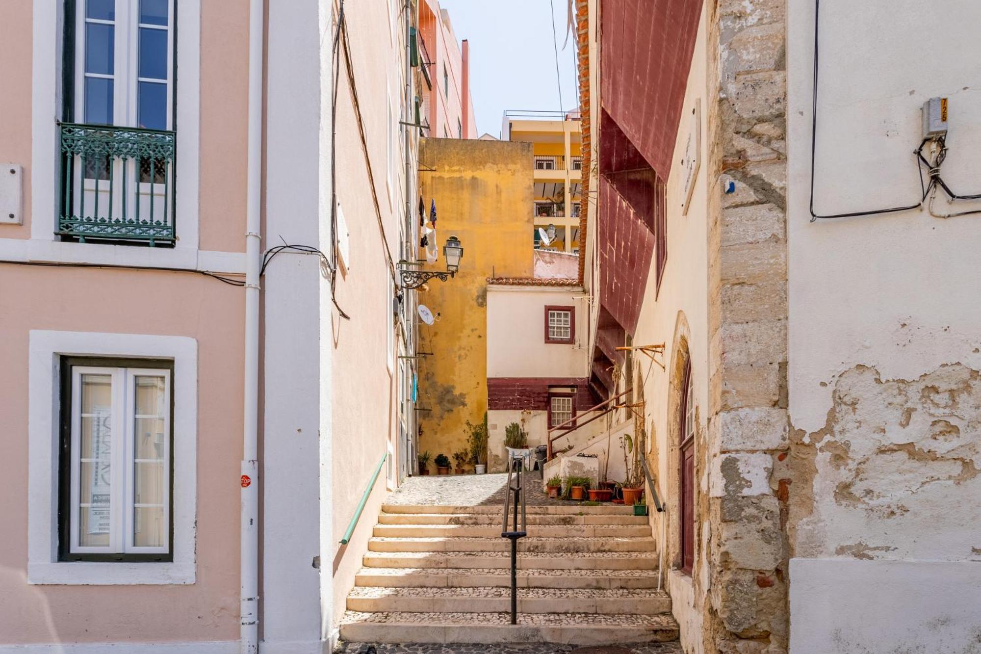 Gralhas Suites Lisboa Εξωτερικό φωτογραφία